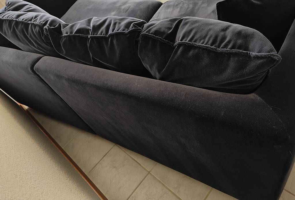 Sofas: IKEA STOCKHOLM 3-Sitzer Sofa  dunkelblauer Samt – D'occasion à Bennwil par Riicolaaaa 2