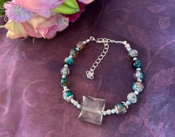 Armband aus verschiedenen Glas Perlen