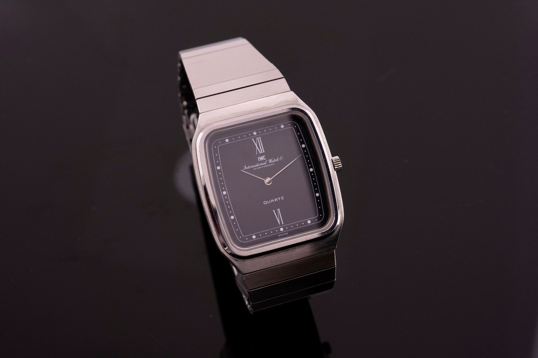 IWC Montres: IWC Quartz Flat-line Ref. 3801 – D'occasion à Rafz par KittyKallen17 2