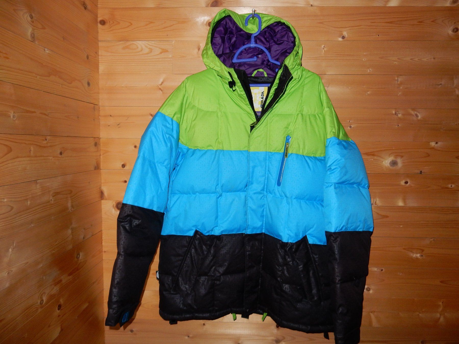 Jacken: Daunenjacke Skijacke ARMADA, Gr. L – Gebraucht aus St.Gallen von regenbogen5