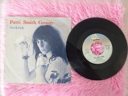 PATTI SMITH GROUP ** FREDERICK
