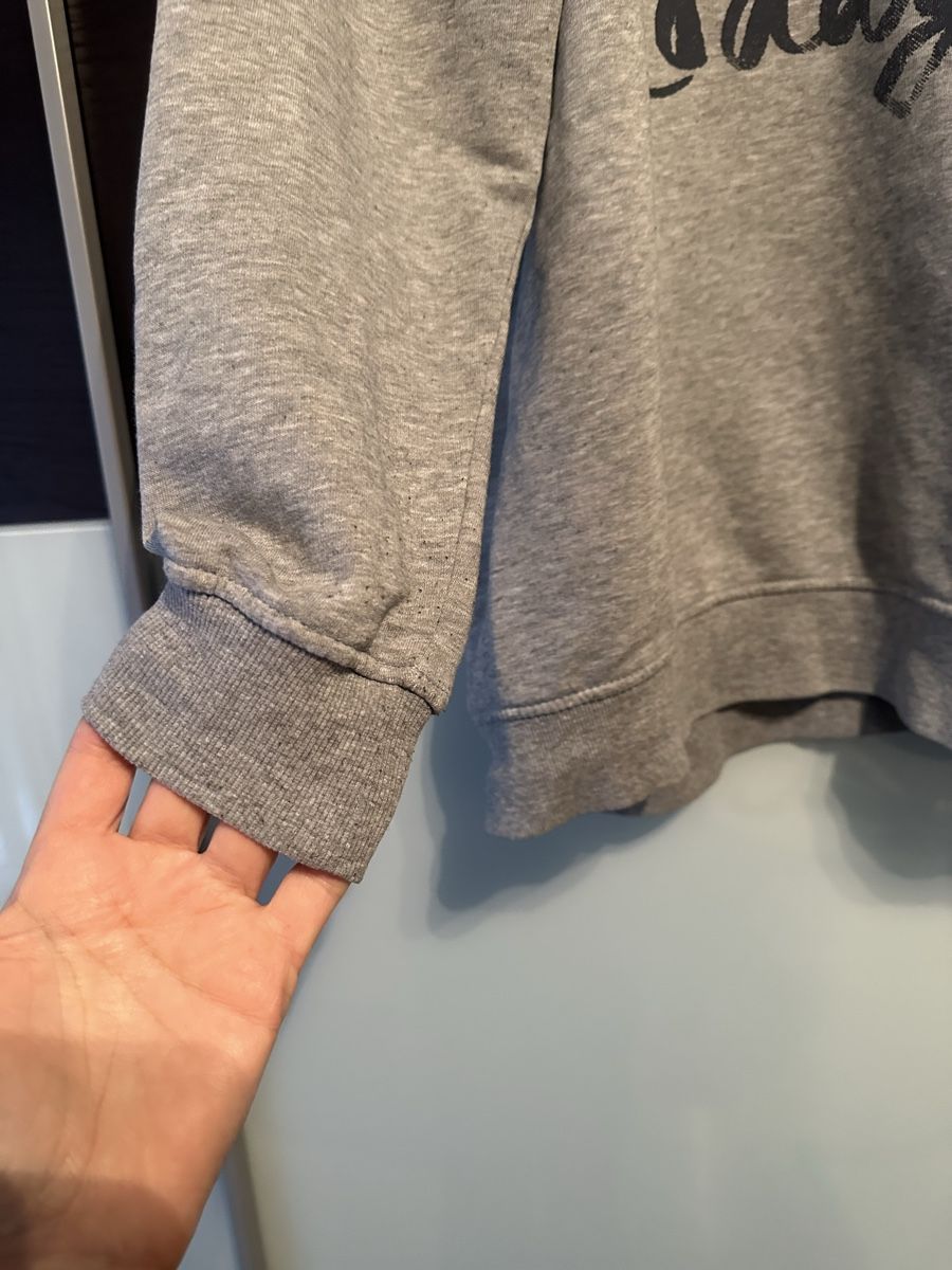 Maglioni & Felpe: Grauer Pulli "Be awesome today" Gr. 38 – Usato da Altendorf venduto da Eastwick4 1