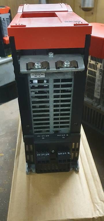 Convertitori: SEW Frequenzumformer FU Movidrive – Usato da Speicherschwendi venduto da Firebird_87 1