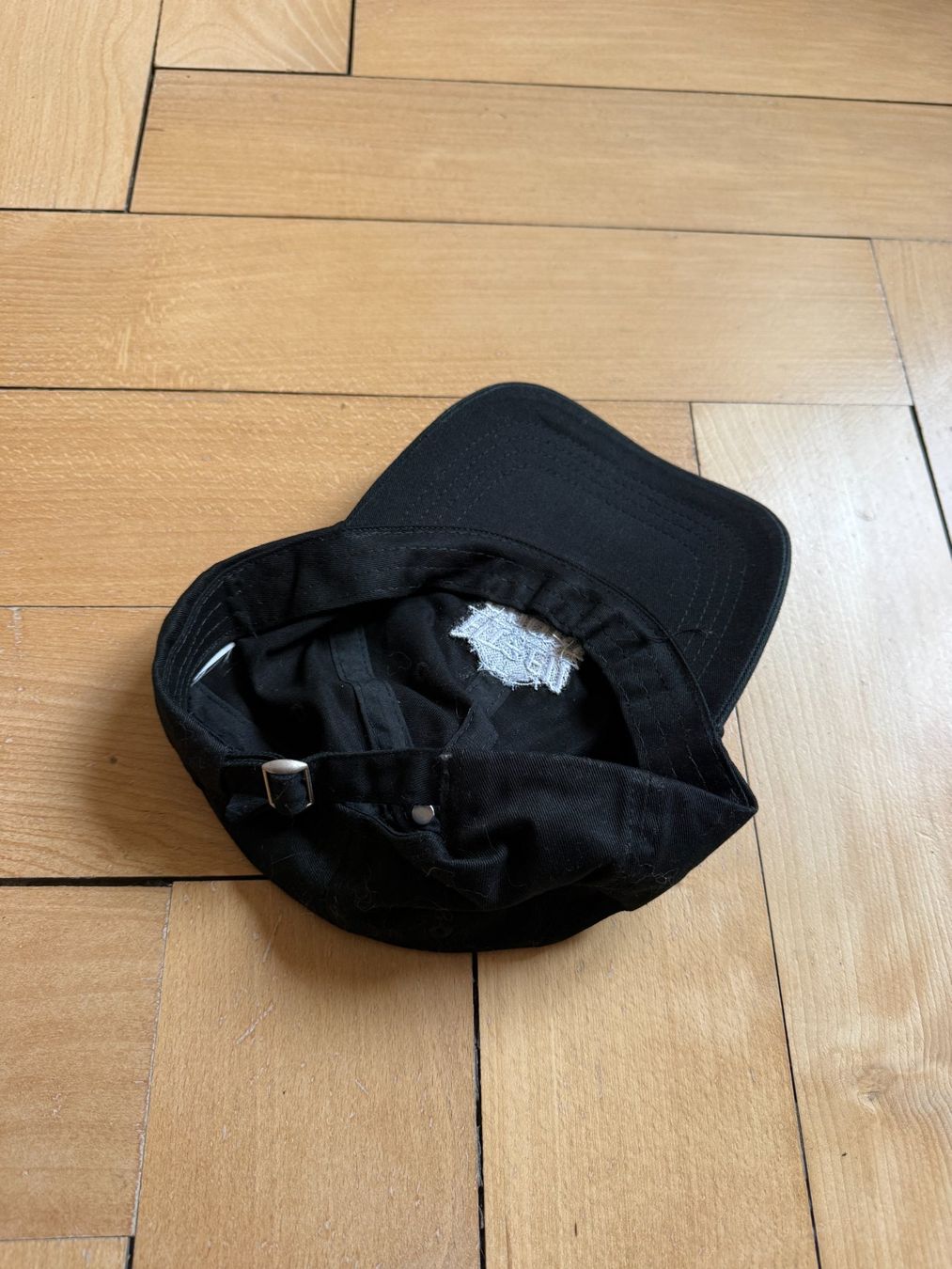 Copricapi, berretti & cappellini: Atzen Sport Cap schwarz – Usato da Zürich venduto da Diazaio 1