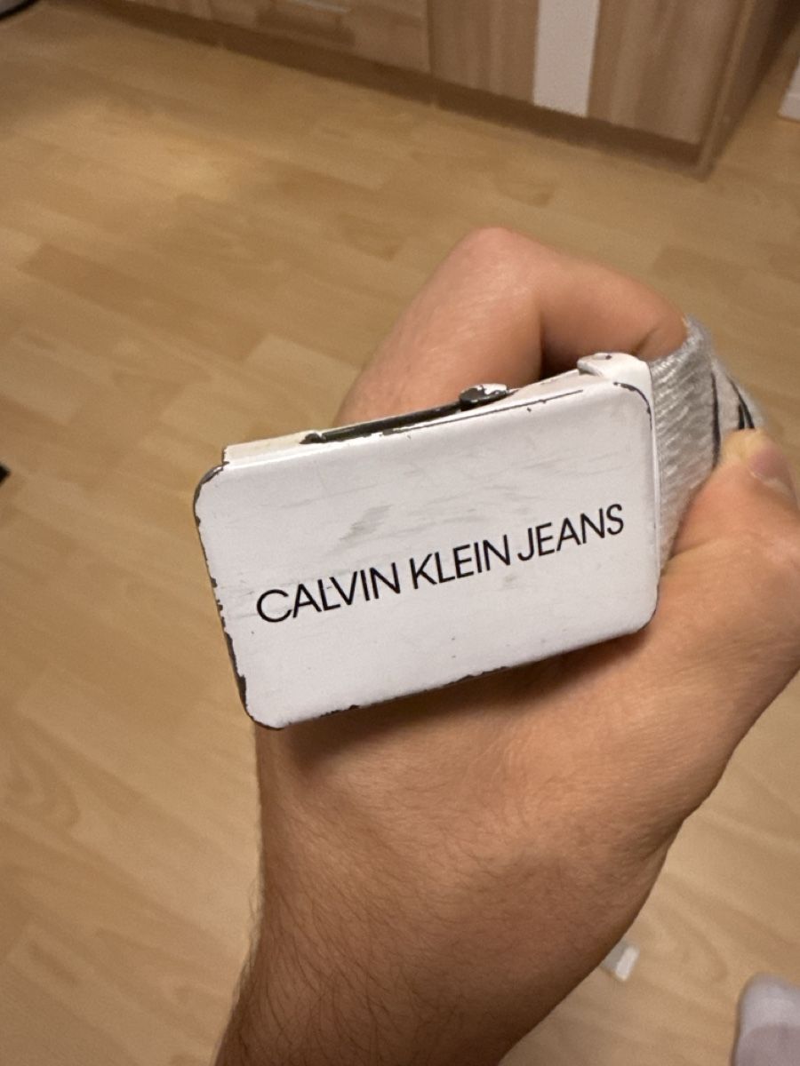 Calvin Klein Ceintures: Ceinture Calvin Klein – D'occasion à Glovelier par nba_9jf8 1
