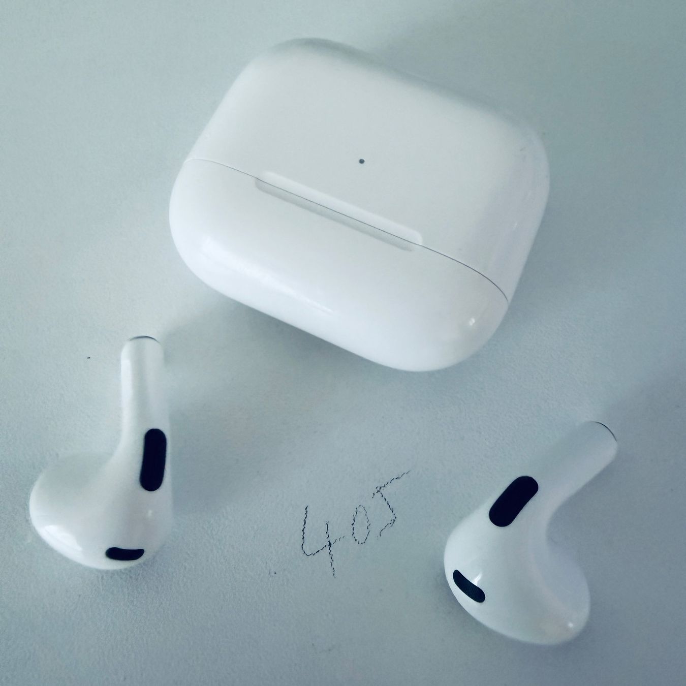 Apple Cuffie: Original Apple AirPods 3 Gen. Kopfhörer mit Wireless Case – Usato da Basel venduto da MY.AIRPODS.SHOP 2