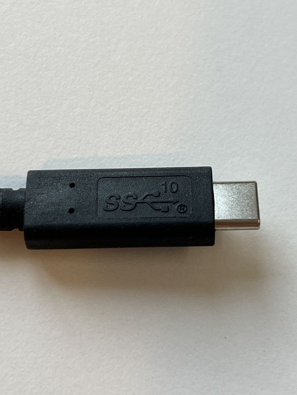 Laufwerke & Adapter: StarTech SV211HDUC 2-Port HDMI USB-C KVM Switch 4K60 – Gebraucht aus Zürich von Kollege7 6