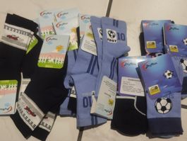 14 Stück Kindersocken Gr 3 und 4