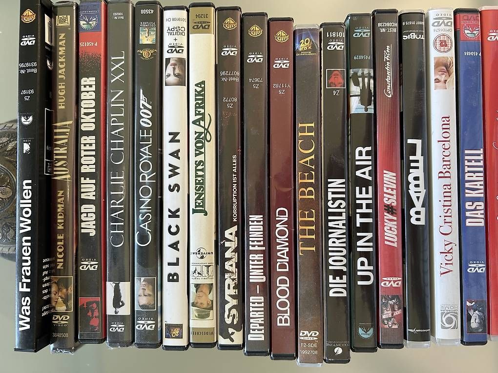 Tutti i DVDs: 22 DVDs zu Verschenken  – Usato da Schindellegi venduto da ruthy66