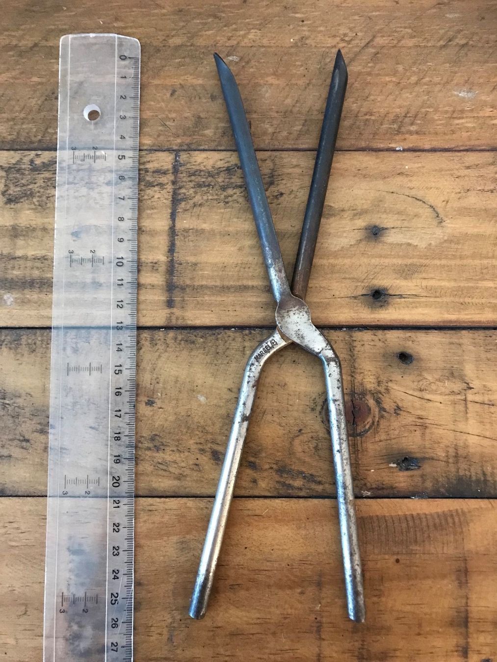 Fers à boucler & lisser: Antike Brennschere Lockenstab – D'occasion à Rapperswil SG par cosiba01 1