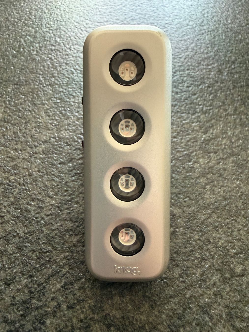 Pezzi di ricambio: Knog Blinder Rücklicht 4 V – Usato da Muttenz venduto da Fantom03