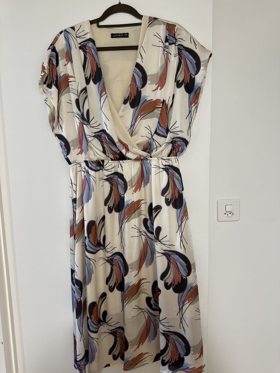 Vestiti: Sommerkleid Gr 48-50 – Usato da Volketswil venduto da Sina008