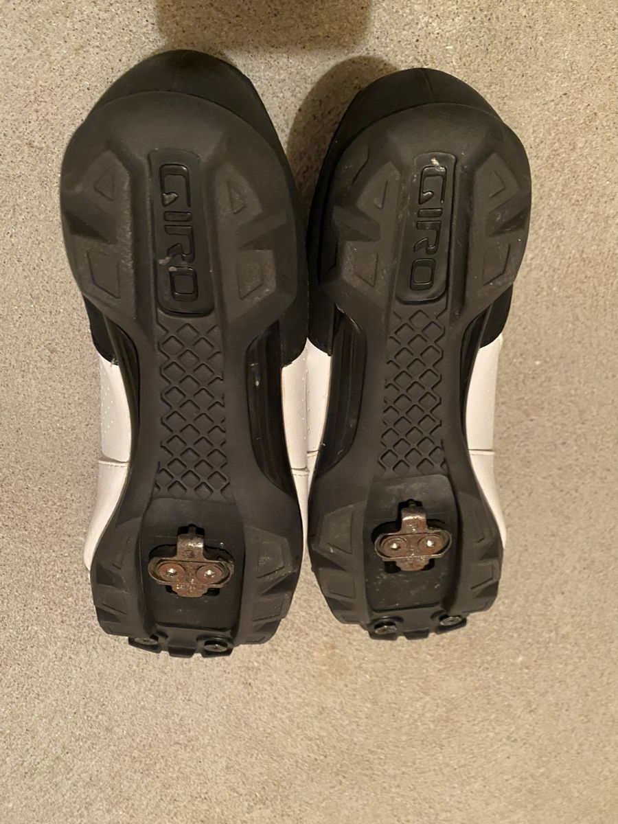 Giro Scarpe da donna: Veloschuhe Klickschuhe Giro – Usato da Niederweningen venduto da Nightstalker 4