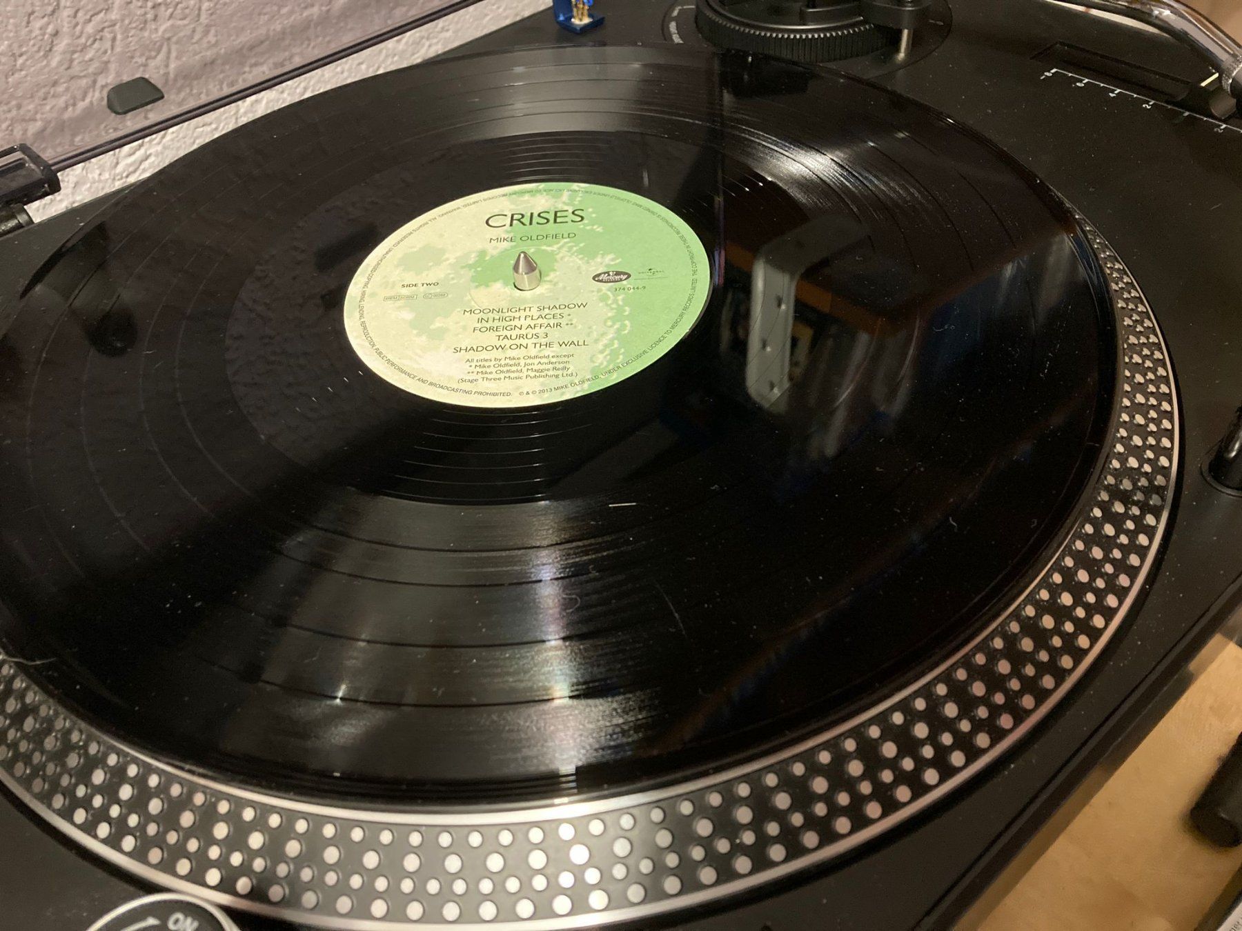 Dischi in vinile: Mike Oldfield - Crises 180gr Remasterd – Nuovo (secondo la descrizione) da Mörel venduto da Manolocana 4