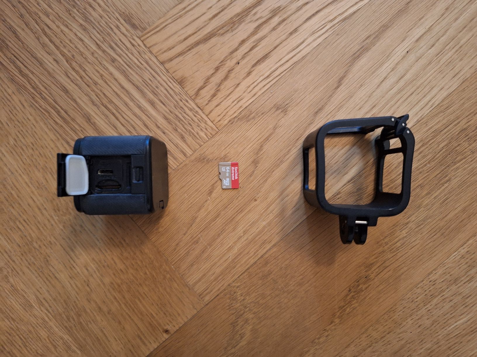 Gopro Action Cam: GoPro Hero 4 Session (camera + accessories) – Usato da Zürich venduto da mar_wm6f 5