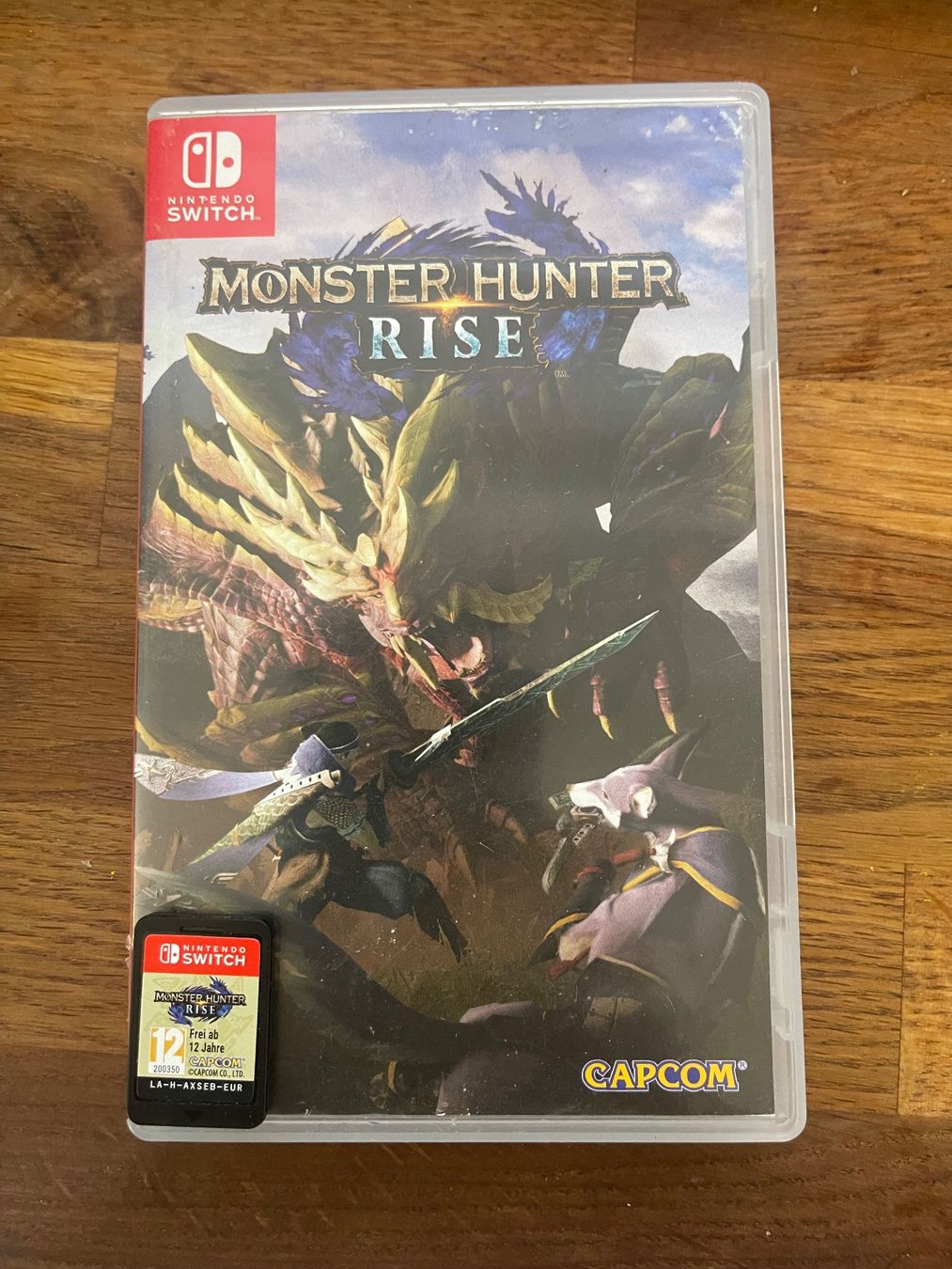 Capcom Jeux: Monster Hunter Rise - Switch – D'occasion à Oensingen par ped_wb6r