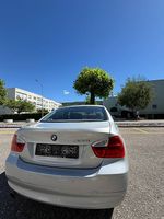 Auto BMW 320i