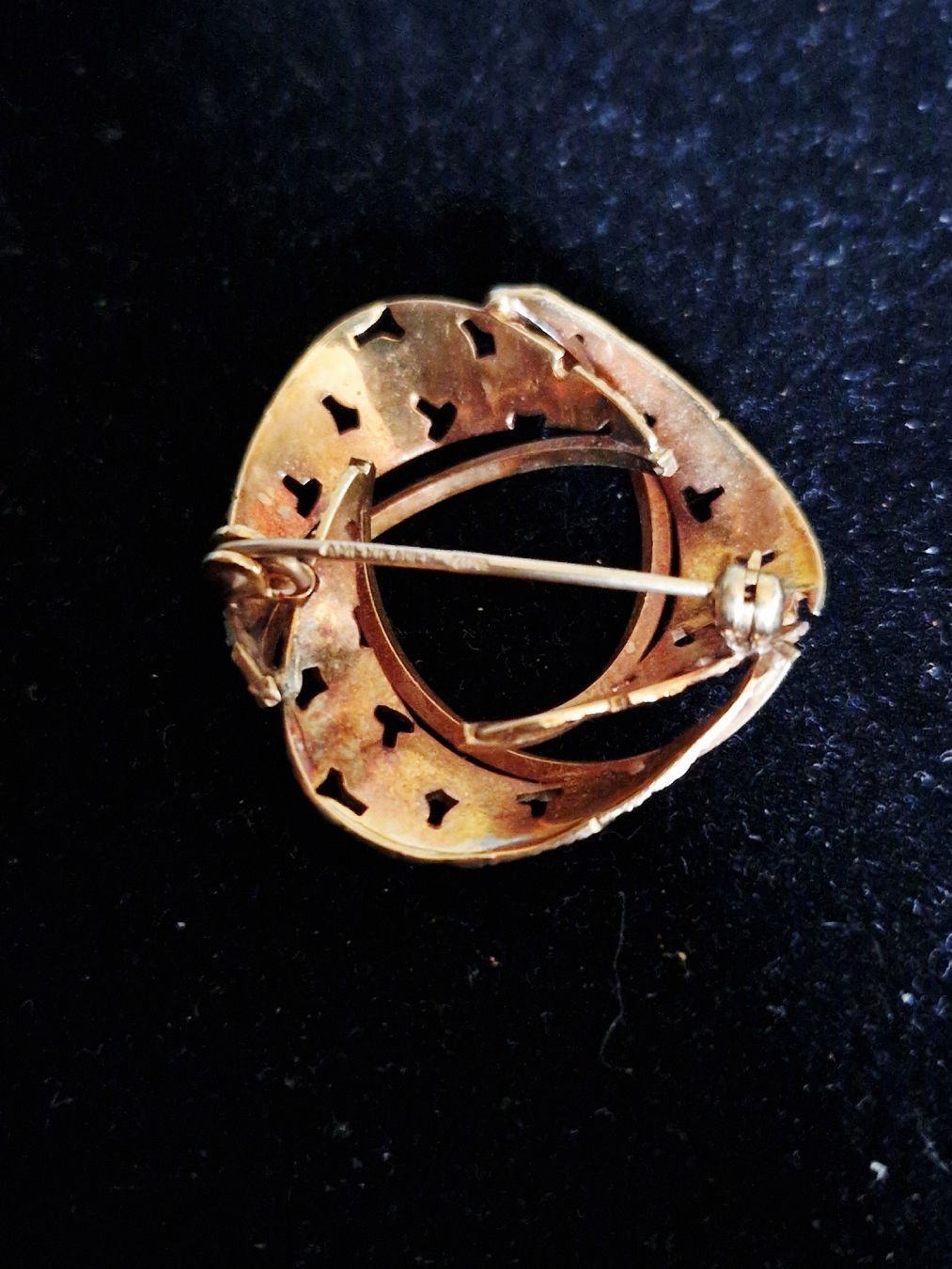 Broschen & Nadeln: Broche Vintage Dorée "Amerikaner" - Design Abstrait 60s – Gebraucht aus Undervelier von Tufitufi7 1