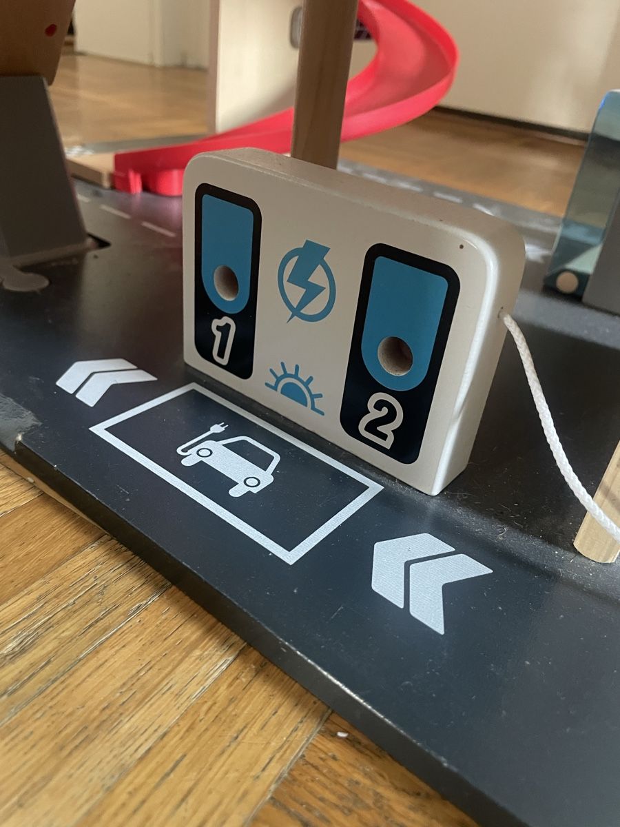 Haba Jouets: Haba Autogarage mit Looping – D'occasion à Maur par Viq 2