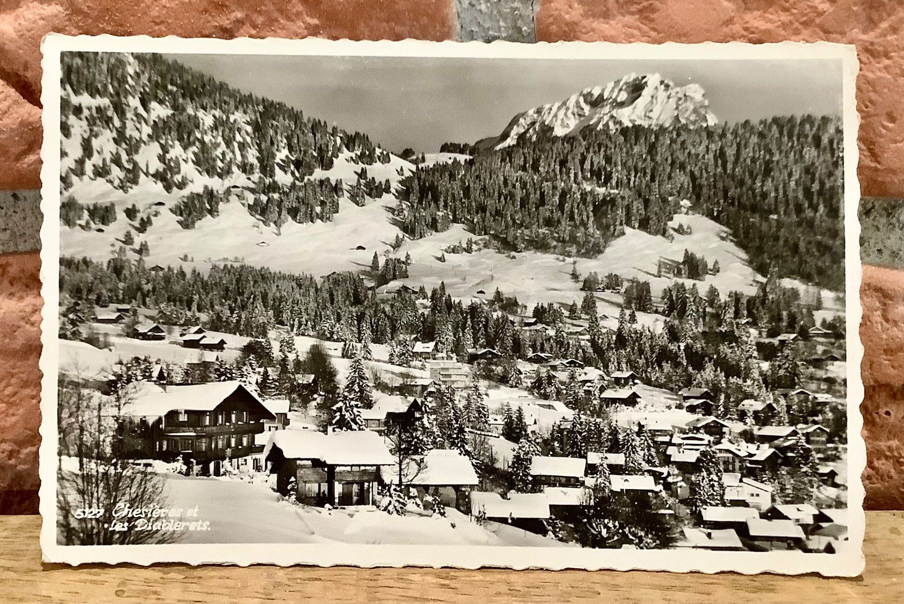 Ansichtskarten: CHESIÈRES & les Diablerets - Winterlandschaft – Gebraucht aus Root von ENGLAND-TREASURES