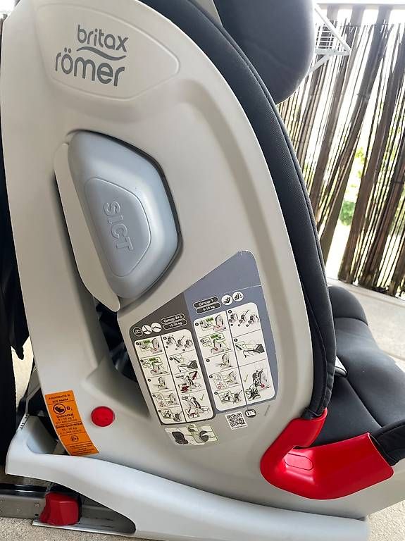 Britax Römer Seggiolini per auto: Siège auto Römer Britax – Usato da Le Mont-sur-Lausanne venduto da cmo_c2vz 3