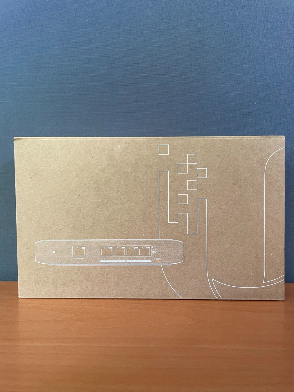 Ubiquiti Modem & Router: Ubiquiti UniFi Flex XG – Nuovo (secondo la descrizione) da Rothrist venduto da Evernex-Switzerland 1