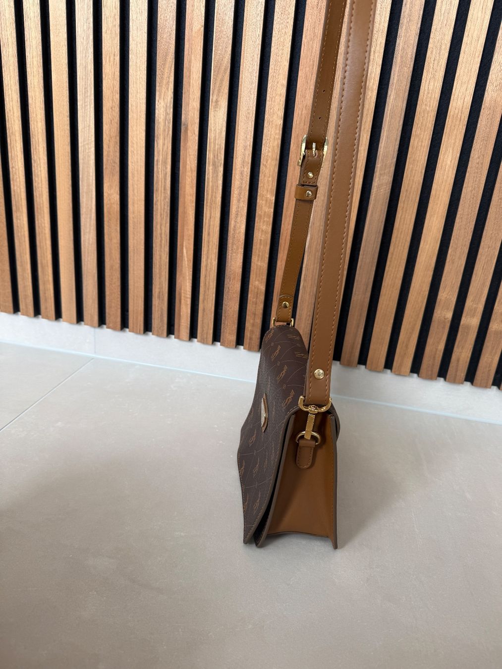 Maison Mollerus Borse da donna: Maison Mollerus Melide Pecarus Canvas – Usato da Schöftland venduto da jes_67zy 2