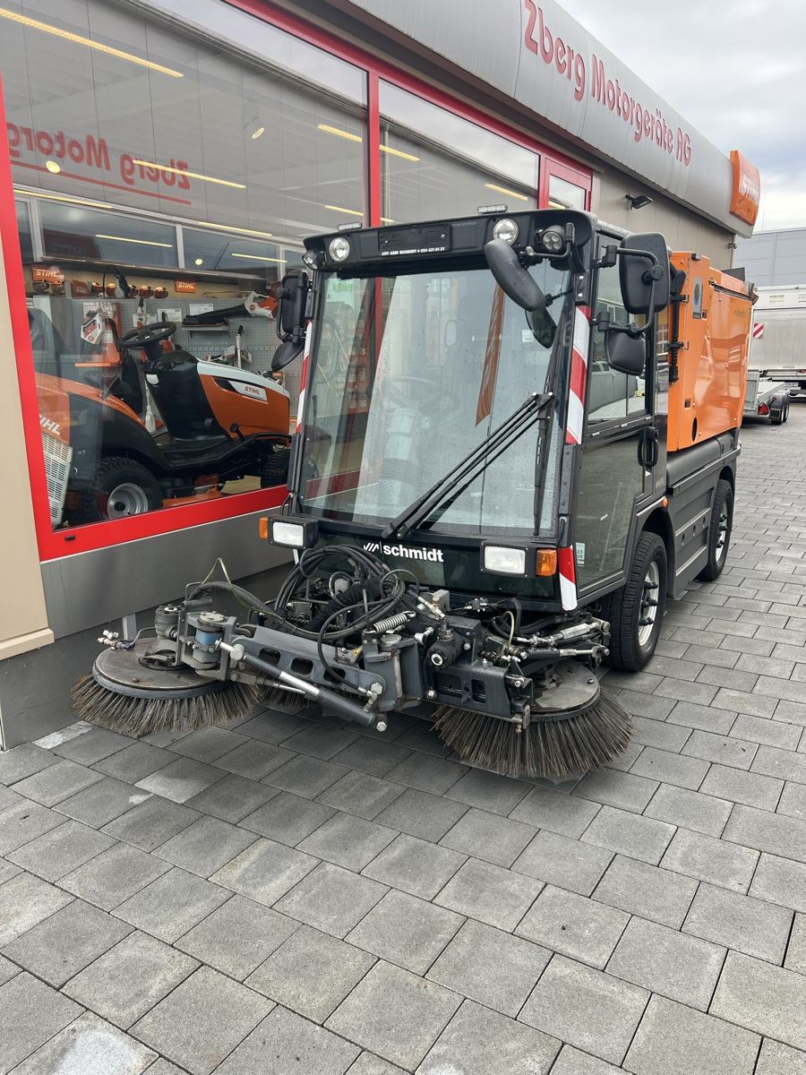 Tutte le macchine: Kehrmaschine Schmidt Swingo 200 – Usato da Subingen venduto da Grace 1