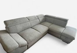 graues Ecksofa mit Stauraum (preis verhandelbar)