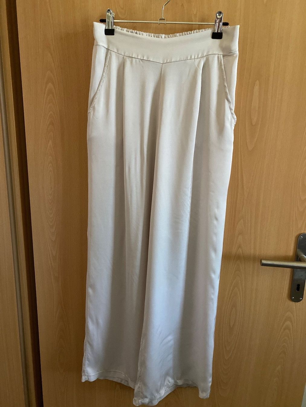 Pantaloni: Sommer Hose – Nuovo (secondo la descrizione) da Krattigen venduto da Landado