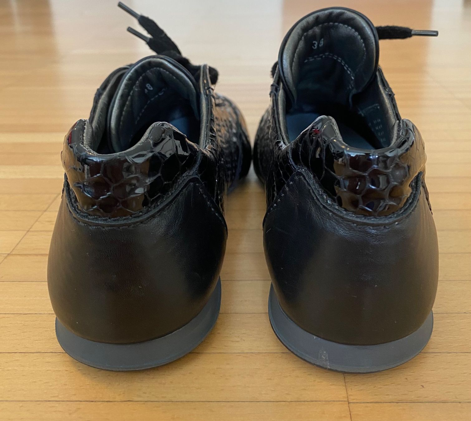 Hogan Damenschuhe: Hogan Schuhe Damen Gr. 38 – Gebraucht aus Frauenfeld von LIL_NA 6