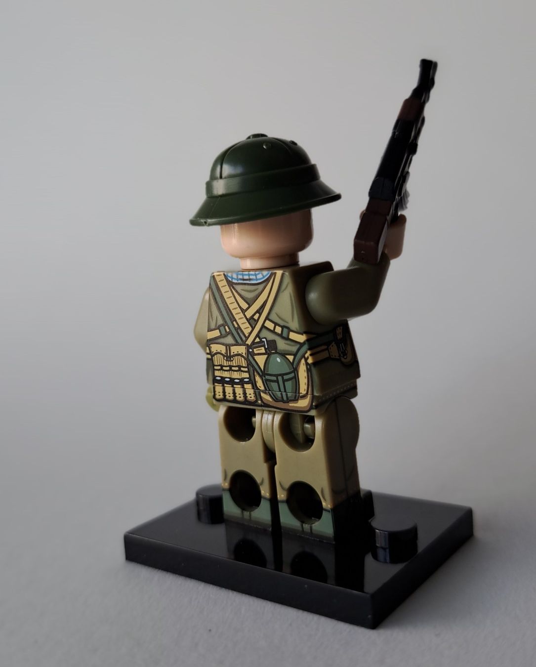 Statuette: Minifigur Vietnam War #6 – Nuovo (secondo la descrizione) da Igis venduto da magneto_hg 1
