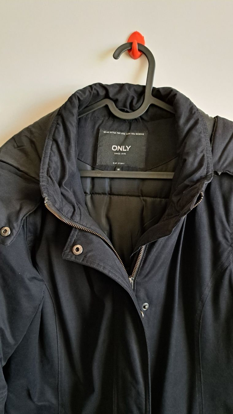 Only Giacche: veste hiver noir taille M, bon état – Usato da Meyrin venduto da Zahra011 1