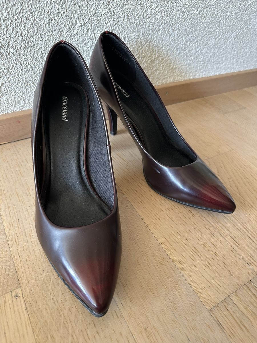 Scarpe da donna: Pumps Gr. 40 – Usato da Kleinandelfingen venduto da Elader 1