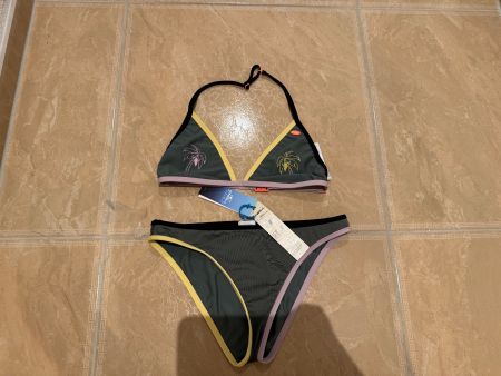 O neill neuer Bikini, 16J 176 NP 46 Fr