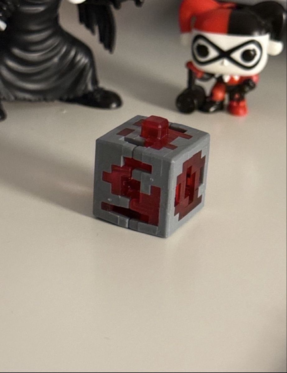 Figurines: Redstone block. Minecraft kinder joy – Neuf (Voir description) à Beromünster par fia_rty7