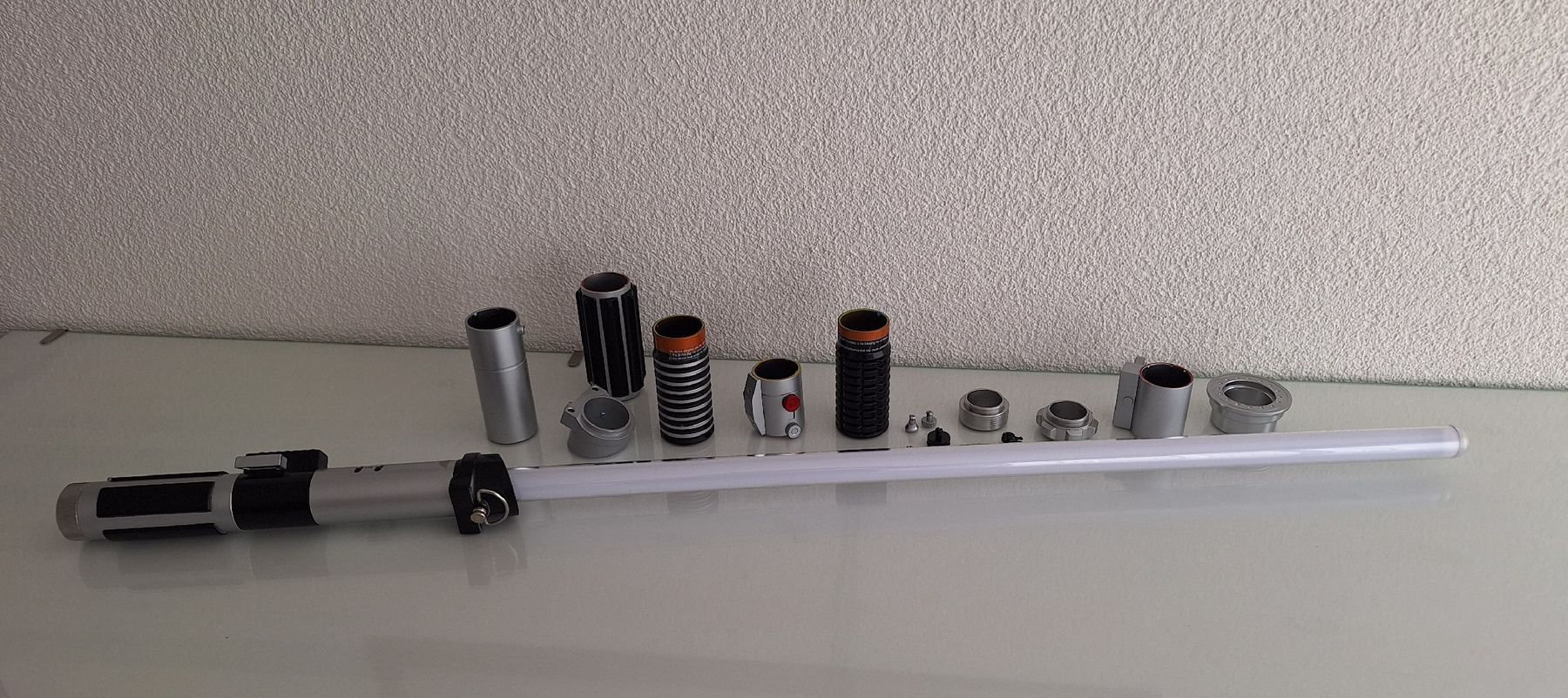 Star Wars Spielzeuge: Star Wars Modular Replica Laserschwert -  Custom FX Set – Gebraucht aus Sissach von luvama