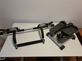 Fitness Gerät Klimmzüge und Fusssteper