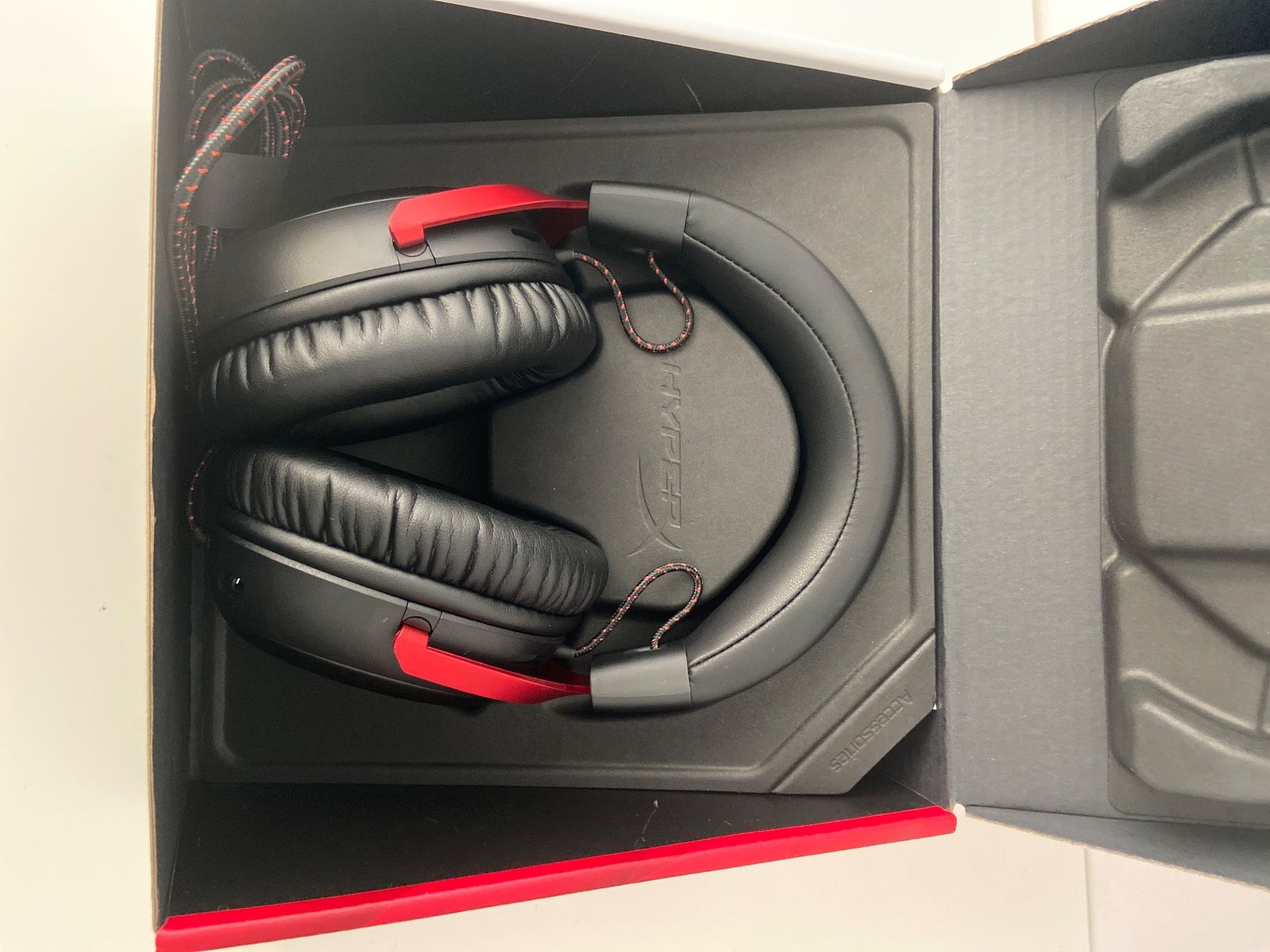 Hyperx Cuffie: HyperX Cloud III Gaming Headset – Nuovo (secondo la descrizione) da Pratteln venduto da Omega102 3