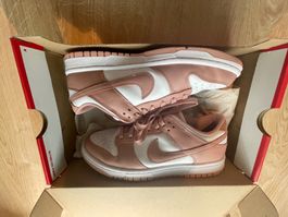 Nike dunk low rose whisper (Grösse 40)