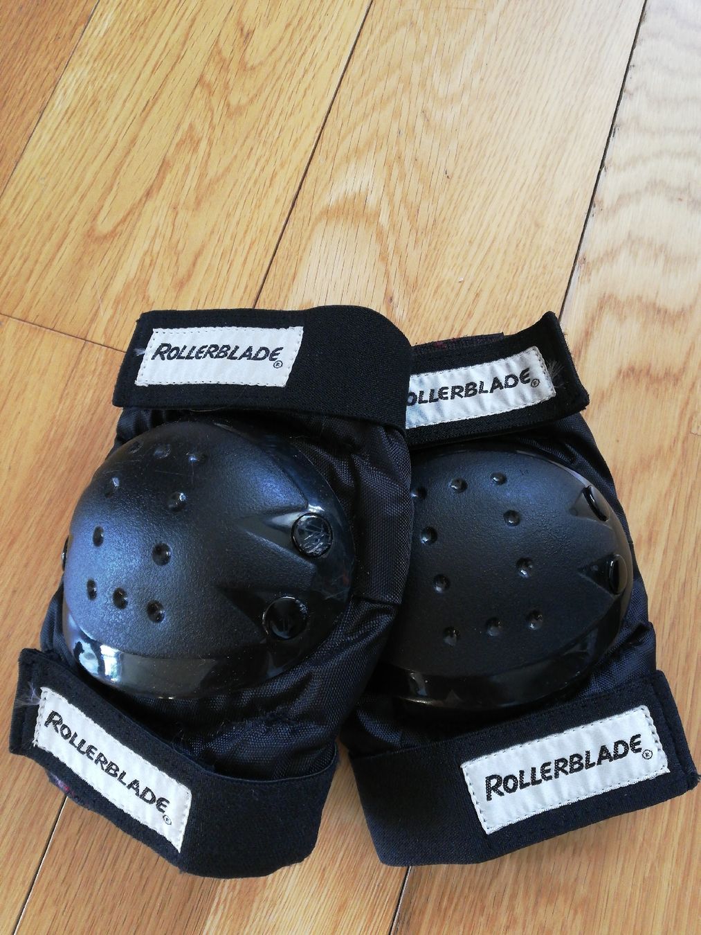 Protections: ROLLERBLADE Schoner Set – D'occasion à Luzern par M11K 1