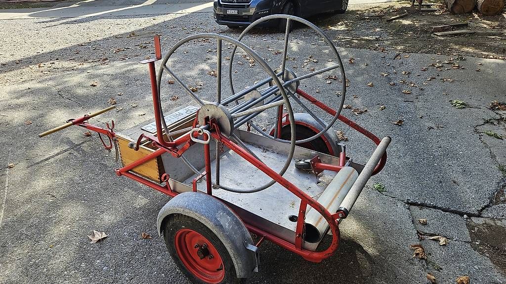 Brouettes: Chariot  dévidoir Spulenwagen – D'occasion à Courtepin par Gomes007