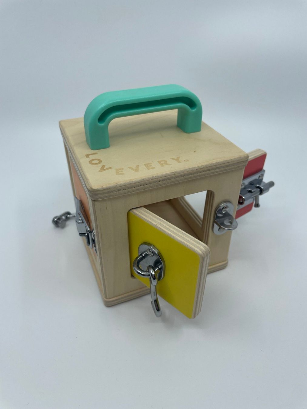 Giocattoli: Lovevery Spielzeugbox mit Schlössern – Usato da Zürich venduto da tec_x6p8 2