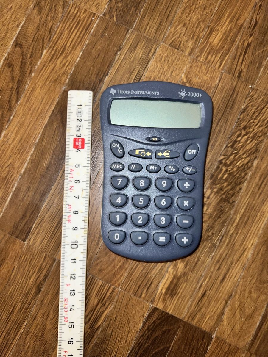 Texas Instruments Taschenrechner: Taschenrechner Texas Instruments – Gebraucht aus Freidorf TG von sarotiko