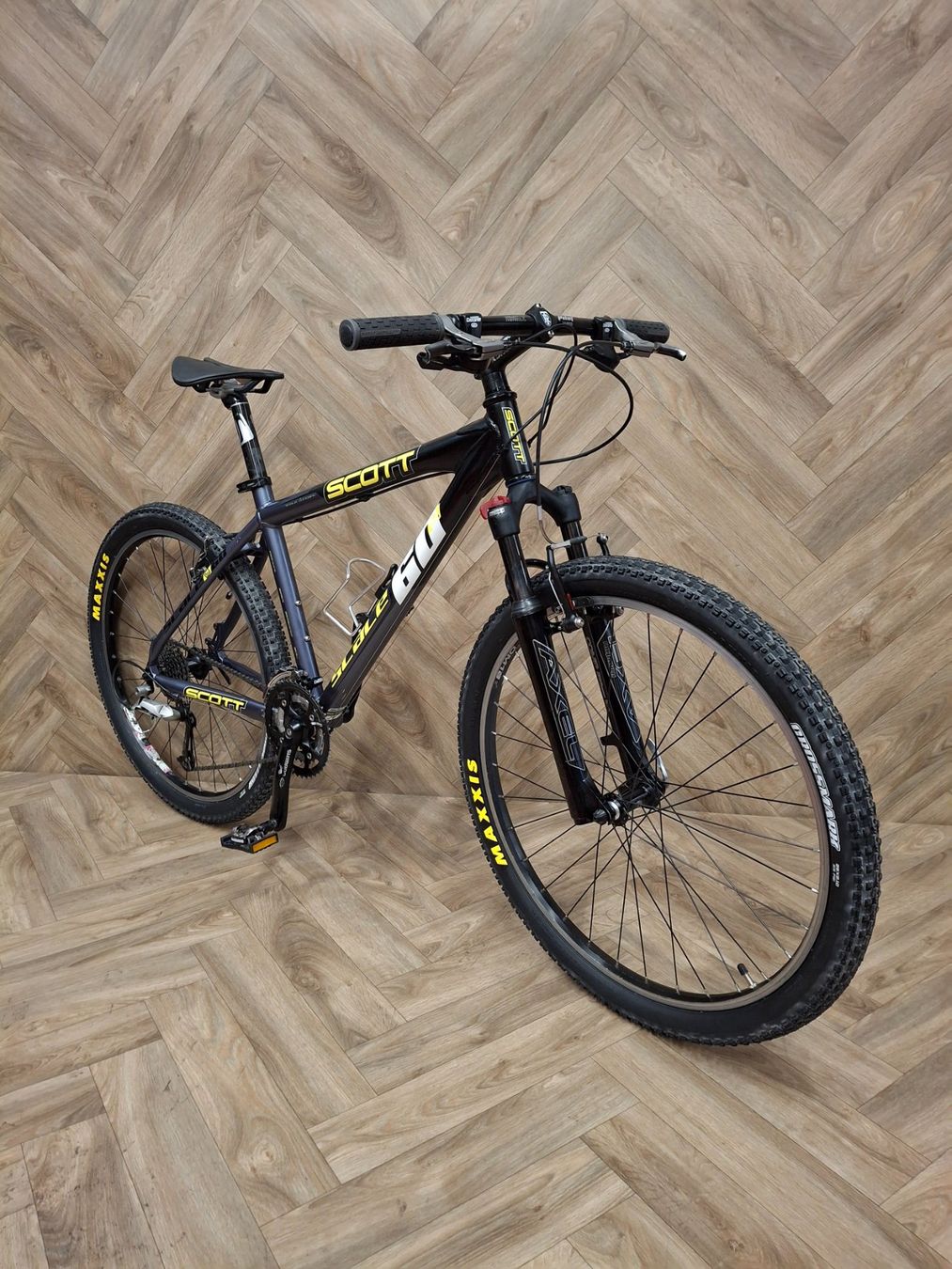 Scott Vélos: Scott Mtb schwarz – D'occasion à Niederuzwil par Buecherwaeldli 2