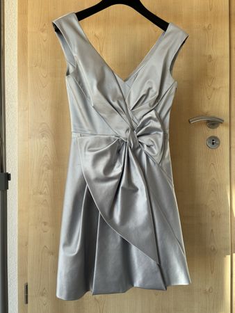 S_Karen Millen party, size 4, silver_worn 3 times