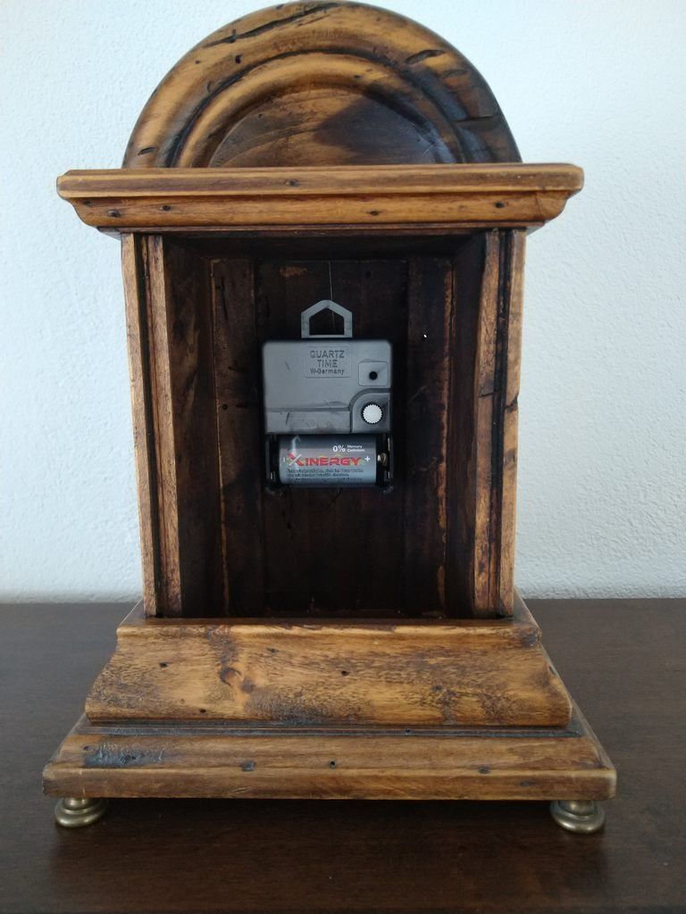 Orologi da terra & Orologi da parete: Rustikale Holztischuhr – Usato da Schindellegi venduto da subsonic70 1