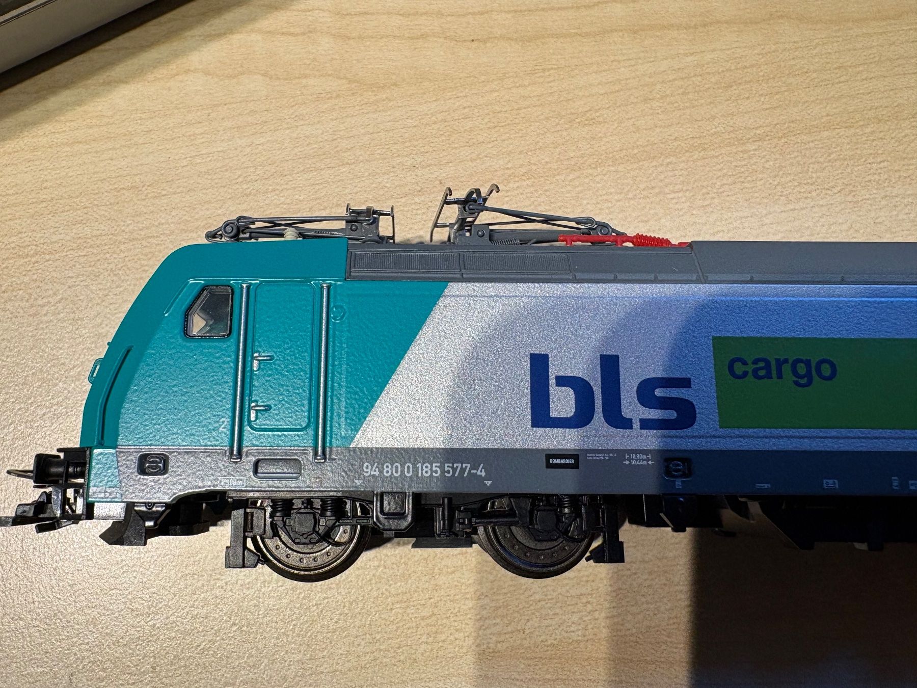 Märklin Trains électriques: Maerklin 36601 BLS 485 – Neuf avec emballage d'origine à Corcelles Payerne par Pierre66 4