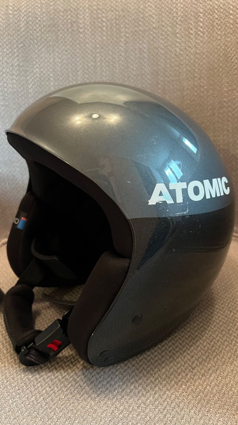 Atomic Helme: ATOMIC Skihelm, Redster Worldcup, Grösse S – Gebraucht aus Bern von bel_yhz8