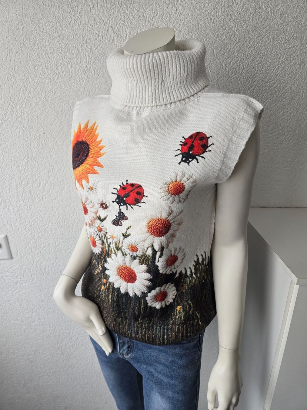 Tops: Pull sans màche col.roulé T-S – Neuf (Voir description) à Les Verrières par kitel79